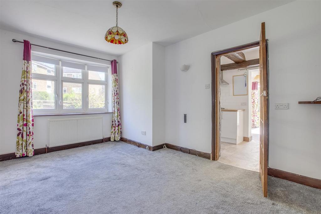 8 Fennels Road, HP11 1 SL-9.jpg