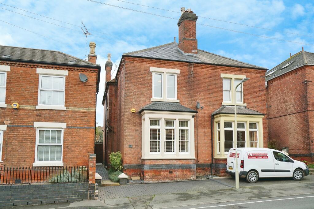 Malvern Street, BurtonOnTrent DE15 4 bed semidetached house £315,000