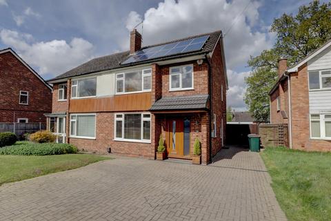 3 bedroom semi-detached house to rent, Trossachs Road, Mount Nod, Coventry