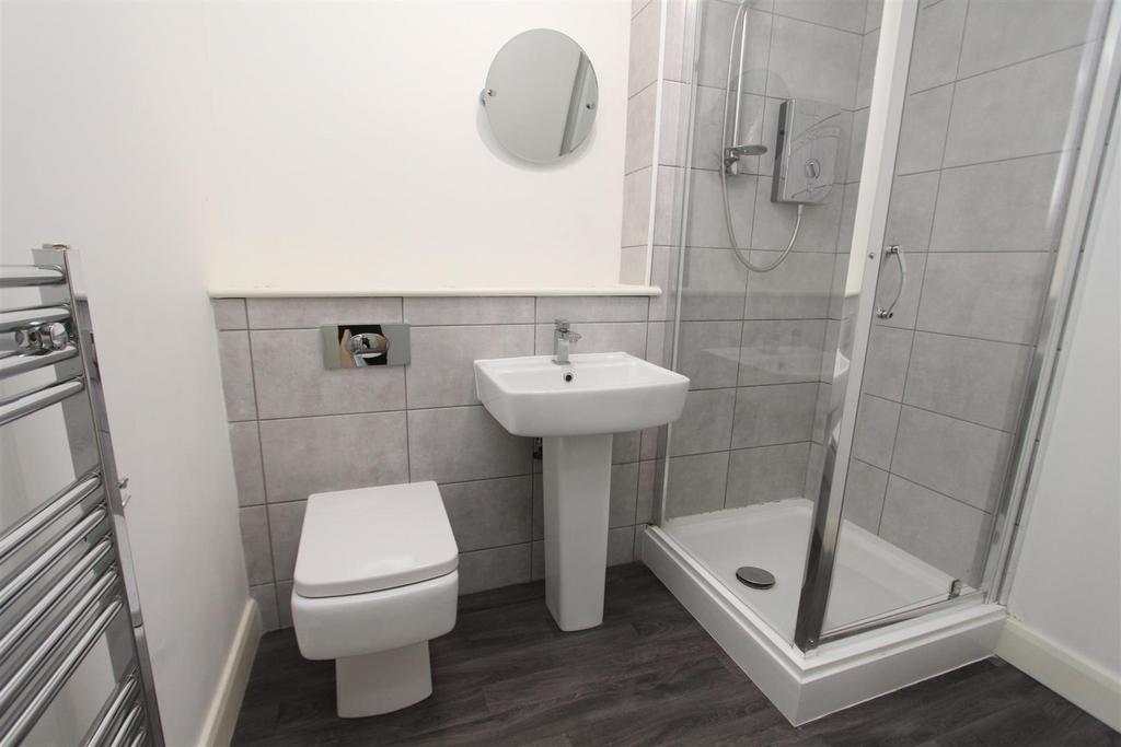 Shower Room.JPG