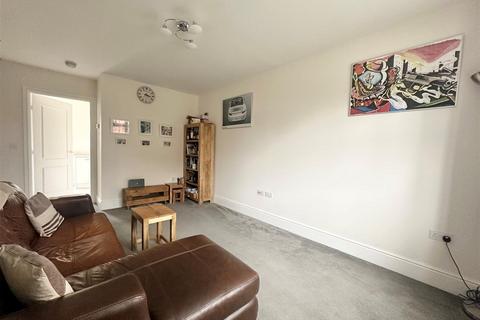 2 bedroom end of terrace house for sale, Farro Drive, York