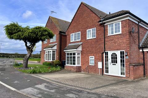 5 Benham Road, Greens Norton, Towcester, NN12 8DB