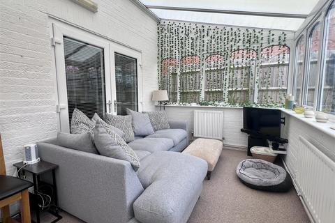 5 Benham Road, Greens Norton, Towcester, NN12 8DB