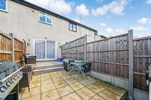 7 Stapleford Close, London, E4 6XR