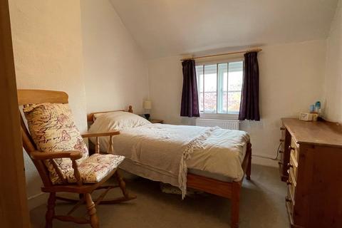 39 Bargates, Leominster, HR6 8EY