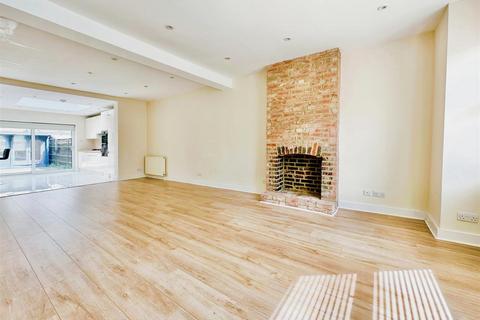 3 bedroom terraced house for sale, Aston Road, Raynes Park SW20