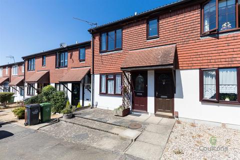 45 Stapleford Close, London, E4 6XR