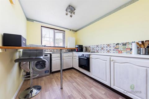 45 Stapleford Close, London, E4 6XR