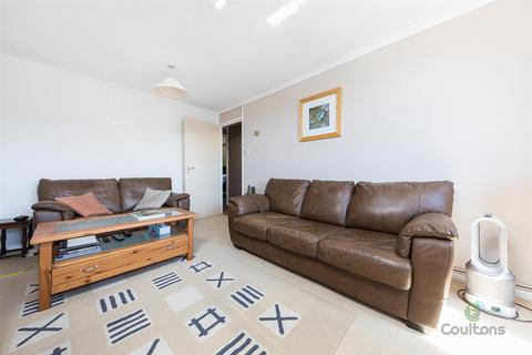 45 Stapleford Close, London, E4 6XR