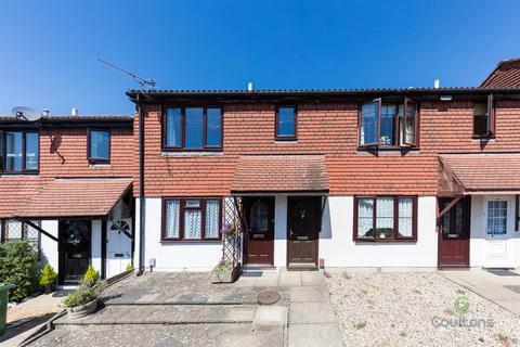 45 Stapleford Close, London, E4 6XR