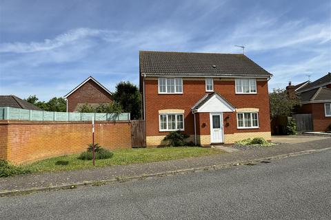 4 bedroom detached house for sale, Kelvedon Drive, Rushmere St. Andrew IP4