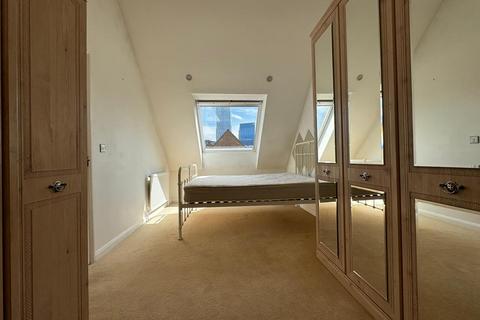 2 bedroom terraced house to rent, Capstan Way, London SE16