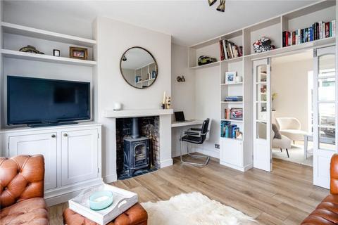 3 bedroom house to rent, St George's Hill