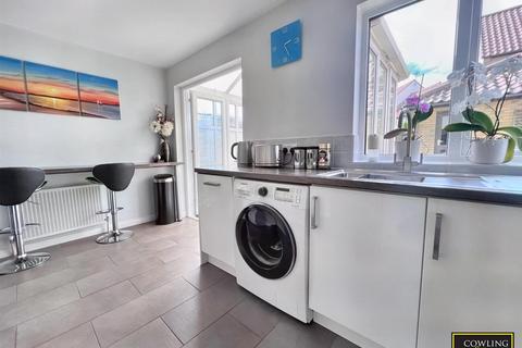 4 Shirebourn Vale, South Woodham Ferrers, Chelmsford, CM3 5ZX
