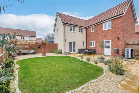 4 bedroom detached house for sale, Granger Close, Walsham-Le-Willows