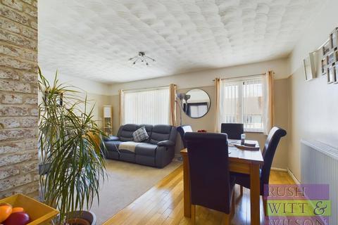 2 bedroom apartment for sale, Rymill Road, St. Leonards-On-Sea