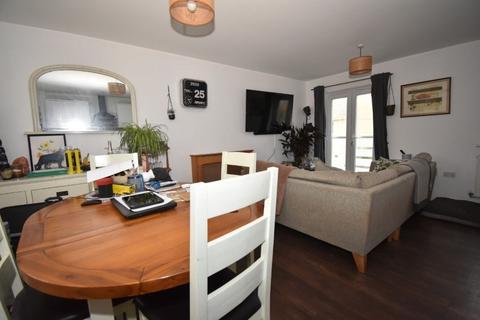 16 Edwards Court, Exeter, EX2 7RL