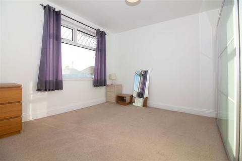 2 bedroom property to rent, Birchwood Avenue, High Heaton, Newcastle Upon Tyne