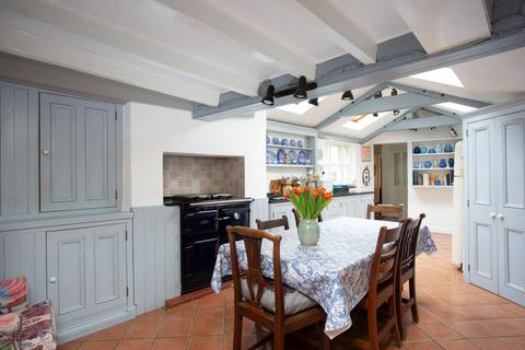 4 bedroom cottage for sale, The Village, Haxby, York