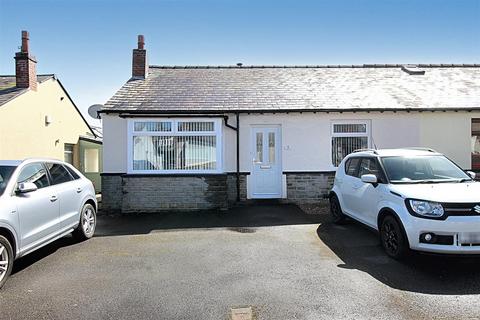 2 bedroom semi-detached bungalow for sale, Ingfield Avenue, Dalton, Huddersfield, HD5 9HE