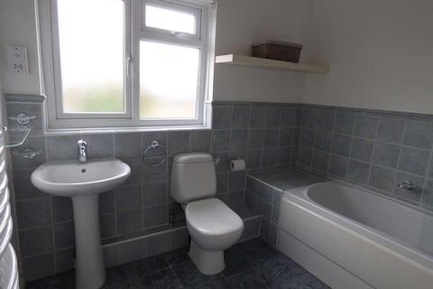 2 bedroom terraced house to rent, 5 Station Rd, Chelford, SK11 9AX