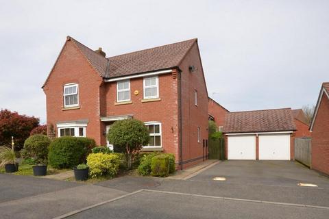 4 bedroom detached house for sale, with DOUBLE GARAGE - Wood Avens Way, Desborough, Kettering