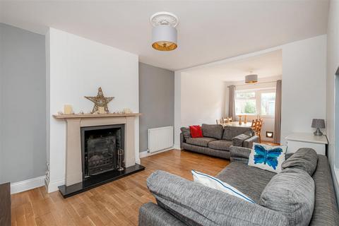 3 bedroom semi-detached house for sale, Totteridge Road, High Wycombe HP13