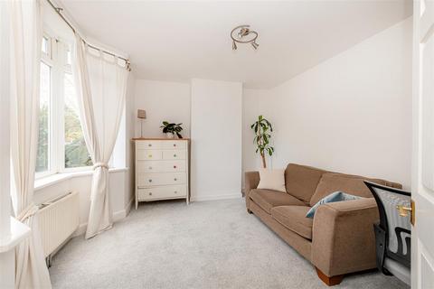 3 bedroom semi-detached house for sale, Totteridge Road, High Wycombe HP13