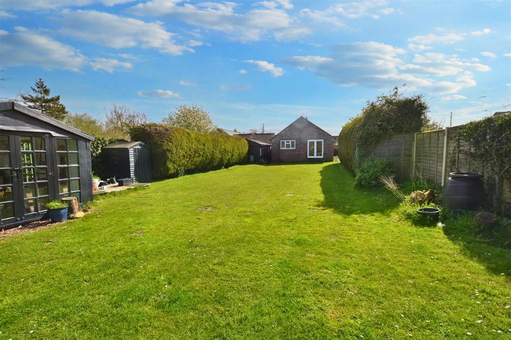 Old Turnpike Road, Roughton 4 bed detached bungalow for sale £395,000
