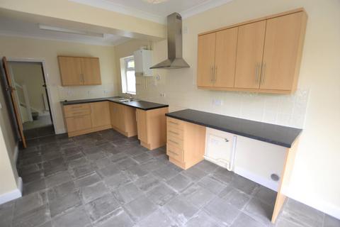 4 bedroom semi-detached house to rent, South Wootton, King's Lynn