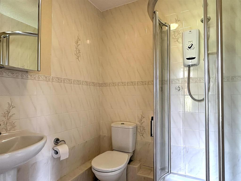 Shower room/w.c.