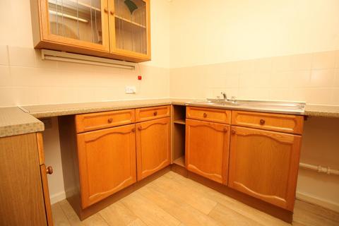 undefined, Retirement apartment in central Wrington