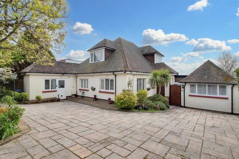 4 bedroom detached house for sale, Furze Road, Worthing