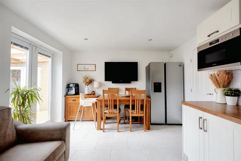 27 Ashington Drive, Arnold, Nottingham, NG5 8GH
