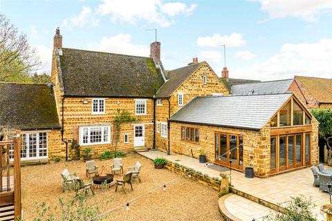 5 bedroom house for sale, Station Road, Little Houghton, Northampton, Northamptonshire, NN7