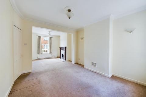 25 Serlo Road, Gloucester, GL1 2QW