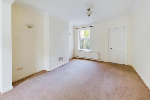 25 Serlo Road, Gloucester, GL1 2QW