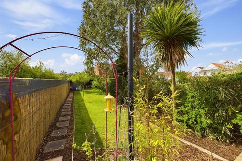 3 bedroom semi-detached house for sale, Lonsdale Road, Elmbridge, Gloucester