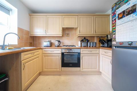 4 bedroom terraced house for sale, Edison Drive, WEMBLEY