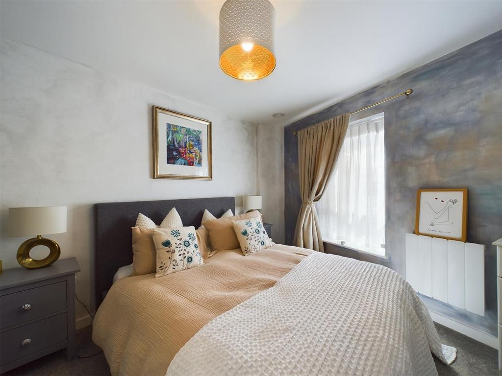 Bedroom 2.jpg