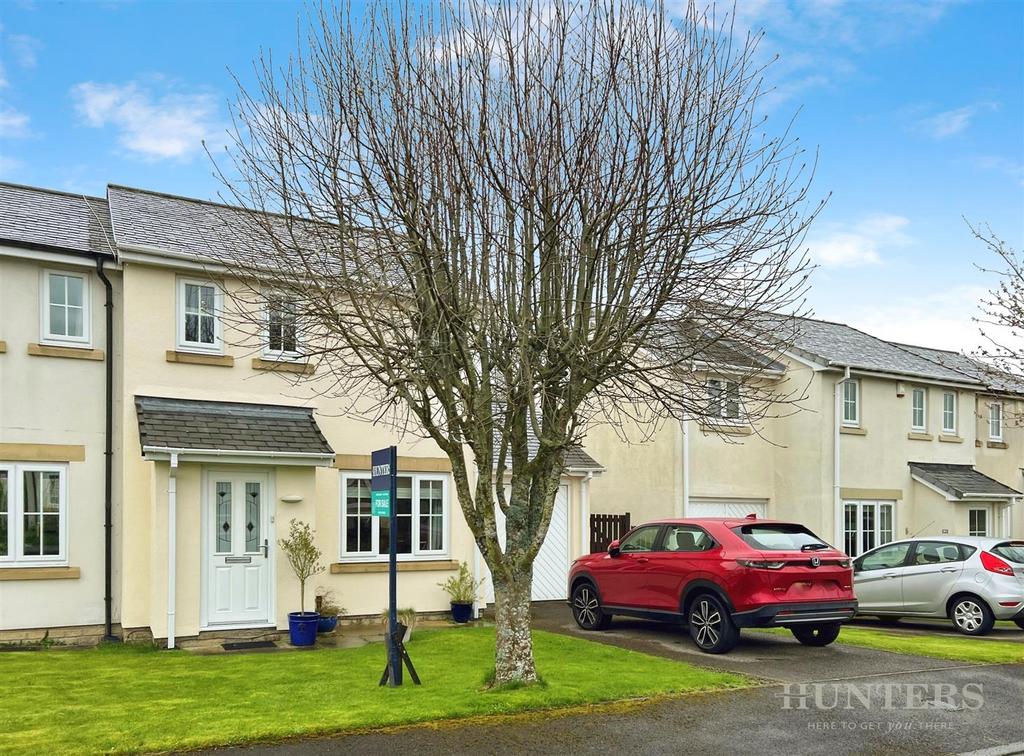 Hunters Close, Medomsley, Consett 3 bed semidetached house for sale