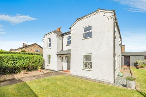 4 bedroom detached house for sale, High Street, Iver SL0