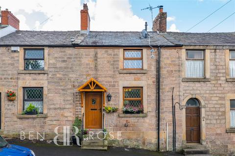 14 Knowley Brow, Chorley, PR6 9BG