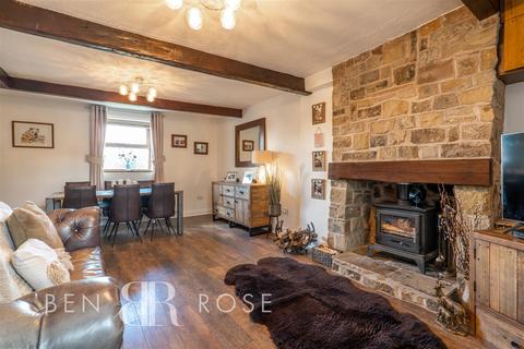 14 Knowley Brow, Chorley, PR6 9BG