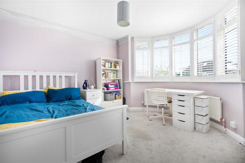 15 Cranbourne Avenue, Windsor, SL4 4ES