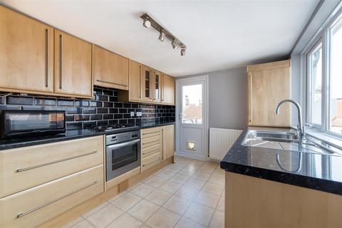2 bedroom apartment for sale, Washington Terrace, North Shields, NE30
