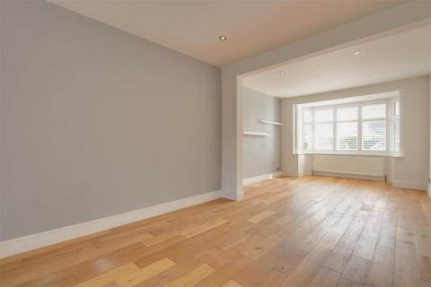 3 bedroom house to rent, Great Cambridge Road, Enfield