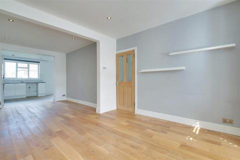 3 bedroom house to rent, Great Cambridge Road, Enfield