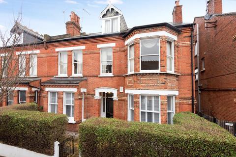 3 Brunswick Road, Kingston Upon Thames, KT2 6SB