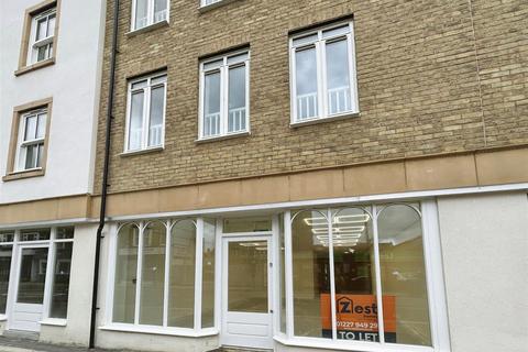 Property to rent - High Street, Herne Bay